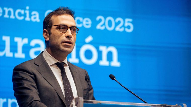 Cuerpo llama a reforzar la seguridad económica y avisa de que la UE no será 'ingenua' ante los aranceles