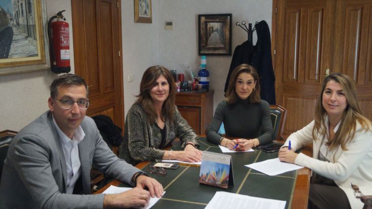 Los alcaldes de Borox, Yeles, Esquivias y Seseña se unen para denunciar el colapso de la CM-4010 y exigen a la Junta soluciones inmediatas