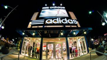 Adidas ganó 764 millones en 2024, frente a las pérdidas del año anterior