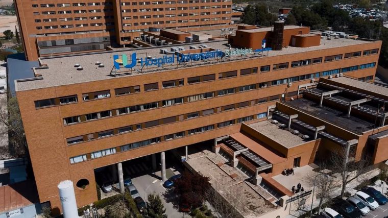 Cuatro personas heridas tras la colisión de dos vehículos en Guadalajara
 