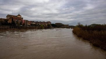 Quince estaciones de Toledo y Guadalajara superan el umbral rojo y nueve presas siguen desembalsando agua