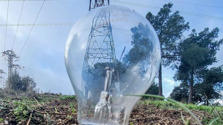 La electricidad será prácticamente gratis este domingo durante ocho horas
