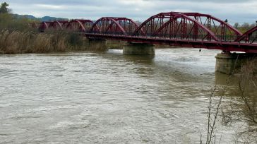El río Tajo supera los 1.000 m3/s a su paso por Talavera en una crecida histórica que tiene en vilo a la ciudad y la comarca