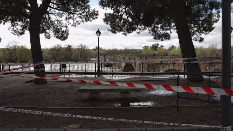 Sánchez muestra su apoyo a Talavera tras el derrumbe del puente romano: 'Contad con el Gobierno para la reconstrucción'
