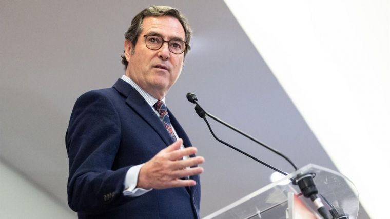 Garamendi afirma que los aranceles de Trump plantean 'nubarrones', sobre todo para el sector agroalimentario