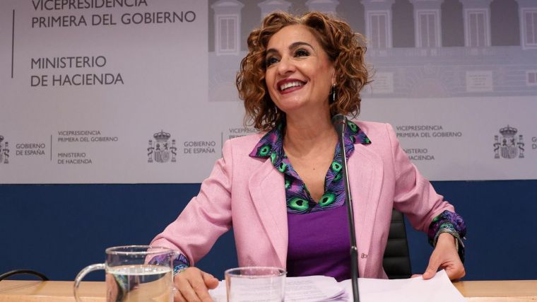 El déficit cae en 2024 al 2,8% del PIB, con 44.597 millones, pero se sitúa en 3,15% incluyendo la DANA