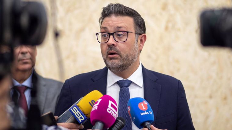 La Junta coincide con el Gobierno sobre universidades: 'No se trata de públicas contra privadas sino de proyectos buenos'