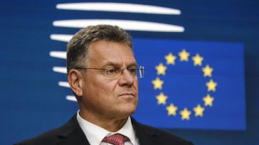 Los 27 buscan hoy fijar las directrices políticas de la represalia que diseña Bruselas a aranceles de Trump
