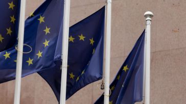 Entran en vigor los aranceles del 20% de Trump a la UE y del 104% a China