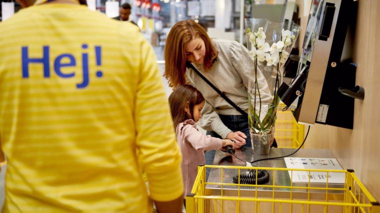 Ikea gana un 9,6% menos en 2024 y seguirá bajando los precios en España