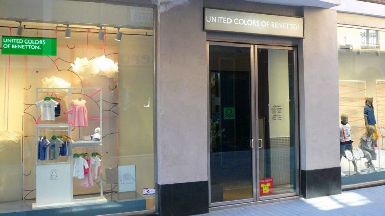 Benetton encara el fin de la marca y cierra definitivamente 400 tiendas
