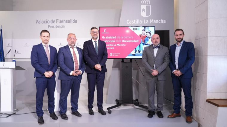 La gratuidad de la primera matrícula de la universidad beneficiará a más de 5.000 alumnos y contará con una inversión de cerca de cinco millones de euros 