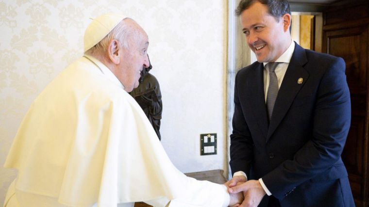 El alcalde de Toledo lamenta el fallecimiento del Papa Francisco y destaca su cercanía y humanidad y el legado de su pontificado al frente de la Iglesia