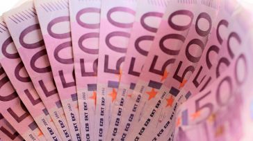 España cerró 2024 con un déficit del 3,2% y una deuda del 101,8%, la quinta más alta de la UE