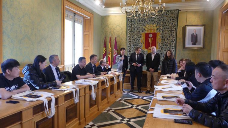 Invierte en Cuenca propicia la visita de dos importantes empresas chinas con interés por establecerse en España