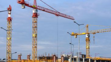 Los restos de la burbuja inmobiliaria impiden la recuperación del sector de la construcción en CLM