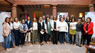 El Gobierno regional conmemora el Día de la Visibilidad Lésbica llamando a combatir la doble discriminación que enfrentan las mujeres lesbianas