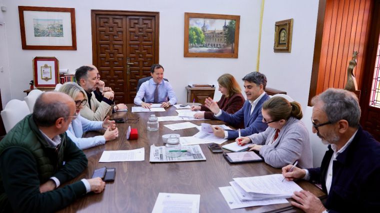 Diez carpas en la Peraleda, dos más que el año pasado, ambientarán las fiestas del Corpus 2025