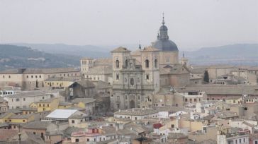 La Policía Nacional detiene 'in fraganti' a dos personas cuando intentaban robar de madrugada en una vivienda del Casco Histórico