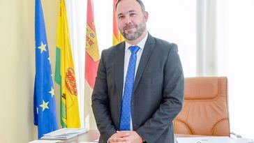 Javier Navarro anuncia la estabilización económica del Ayuntamiento de Tomelloso