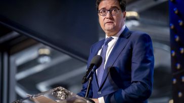 El Gobierno estudiará 'en profundidad' el informe de la CNMC que aprueba en fase 2 la OPA de BBVA a Sabadell