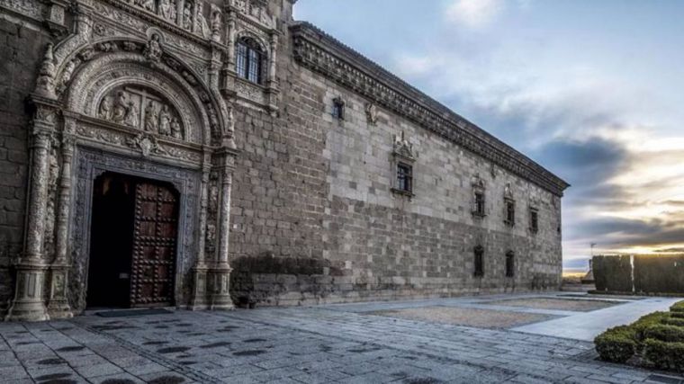 La Junta espera que el Ministerio termine la mejora del sistema antiincendios del Museo de Santa Cruz para poder reabrirlo