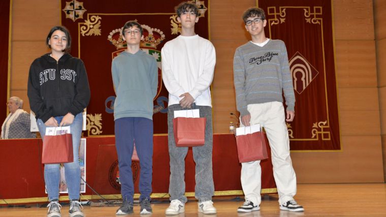 Casi 230 estudiantes de ESO participan en la fase provincial de la Olimpiada Matemática celebrada en el Campus de Ciudad Real