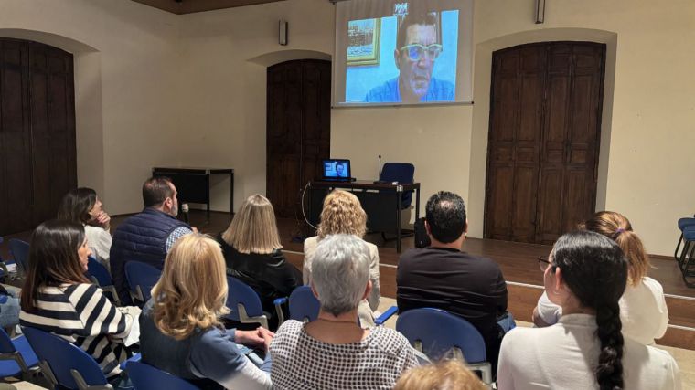 El mediático juez Emilio Calatayud anima a las familias ciudadrealeñas a “educar hoy para no castigar mañana”