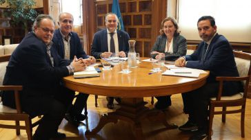 La presidenta de la Diputación recibe al alcalde de Talavera de la Reina para abordar los retos estratégicos de la ciudad