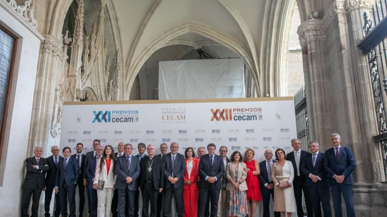El Gobierno regional reivindica en los Premios Empresariales CECAM el consenso político y social para aprobar la Ley de Simplificación Administrativa