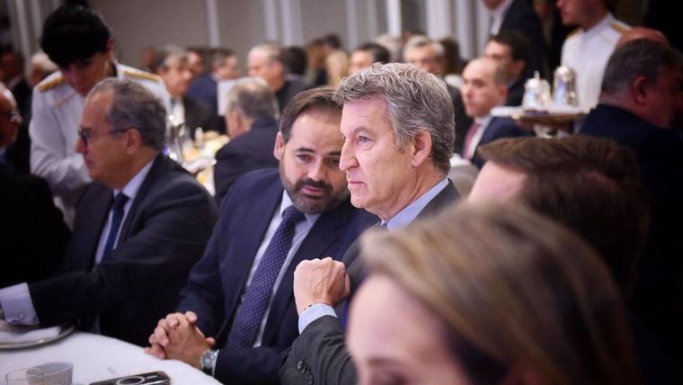 Feijóo, sobre Núñez: Quiere 'ser alcalde de CLM' pero en 2023 'el balón pegó en el poste'