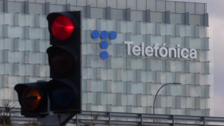 Una incidencia en la red de Telefónica deja a varias comunidades sin servicio de Emergencias 112