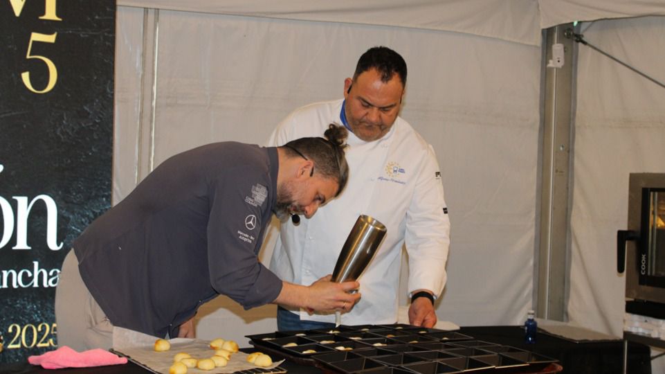 Gran acogida de público en las primeras catas y el showcooking inicial de FERACAM