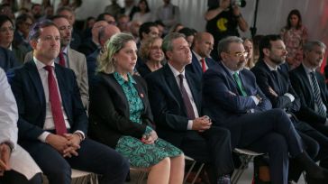 Johnson &amp; Johnson cumple 40 años en Toledo ensalzando su labor en 150 patentes y su formación a más de 130 científicos