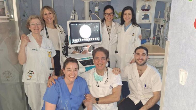 El hospital de Alcázar implementa un sistema de alta precisión de última generación para prevenir la ceguera infantil