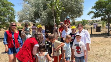 El Borril (Toledo) vuelve a acoger con éxito a miles de visitantes interesados en el Medio Ambiente en su Jornada de Puertas Abiertas 