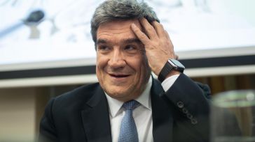 Escrivá cree que elevar el gasto en defensa en más de 2 ó 3 décimas de PIB al año "no es simplemente posible"