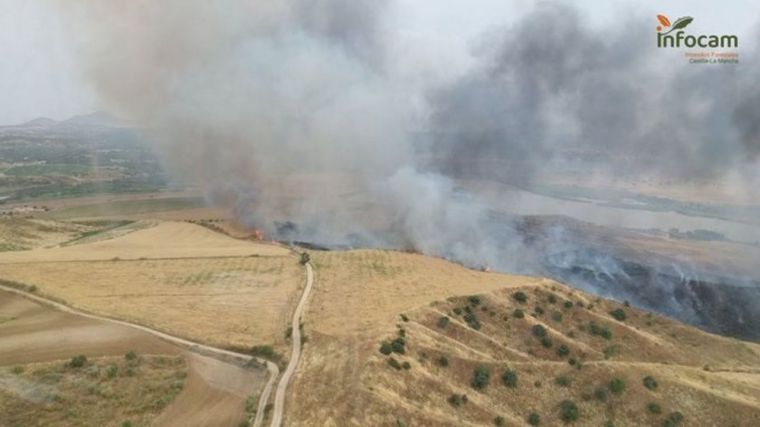 El incendio en las Barrancas de Burujón se originó por una cosechadora y afectó a 480 hectáreas, 130 en el parque natural
