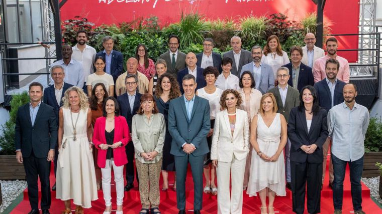 Ferraz resta importancia a las críticas de Page y destaca el 'debate vivo' dentro del Comité Federal del PSOE