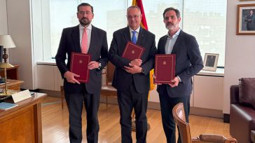 La UCLM traduce al árabe la Constitución española de 1978 junto a la Casa Árabe y el BOE
