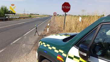 Investigado al circular con su vehículo a 222 km/h en una carretera limitada a 90 km/h en Casas Ibáñez