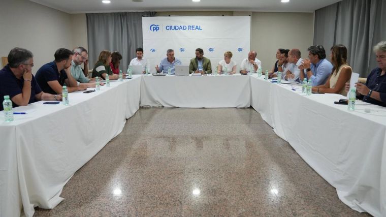 Núñez exige a Page cumplir el Pacto Regional por el Agua y asegura que defenderá el agua para CLM 'por encima de todo'