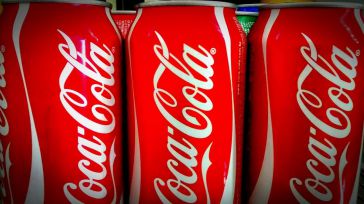 Coca-Cola lanzará en otoño una versión elaborada con azúcar de caña