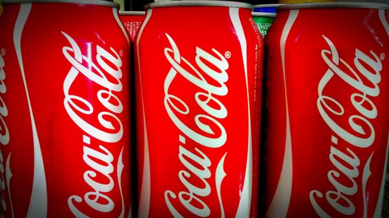 Coca-Cola lanzará en otoño una versión elaborada con azúcar de caña
