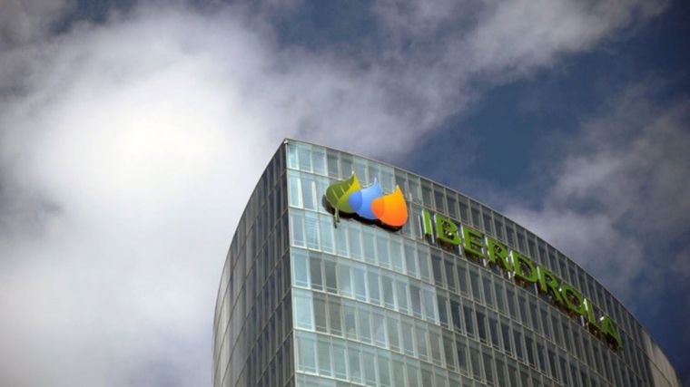 Iberdrola no prevé impacto por el apagón, ya que afirma que no fue causante y cuenta con seguros de cobertura
