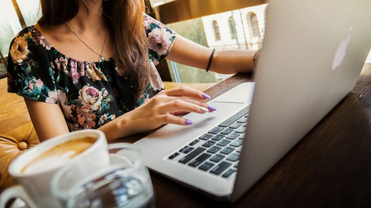 UGT resalta que el 77% de las personas que encontraron trabajo en julio en CLM fueron mujeres