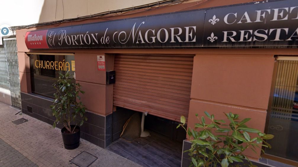 Siete personas intoxicadas por humo tras arder la freidora de una churrería en Alovera
