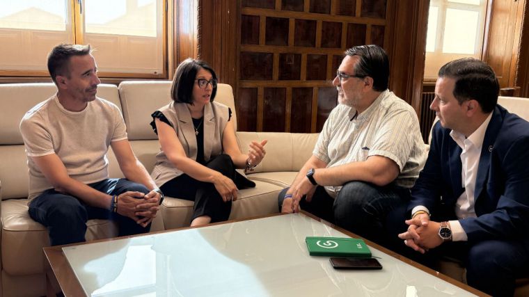 La Diputación de Toledo colabora con la Asociación Española Contra el Cáncer en su campaña de prevención del cáncer de piel