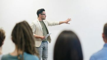Castilla-La Mancha es la tercera comunidad autónoma del país que más plazas docentes ha cubierto de las oposiciones de Secundaria y FP
