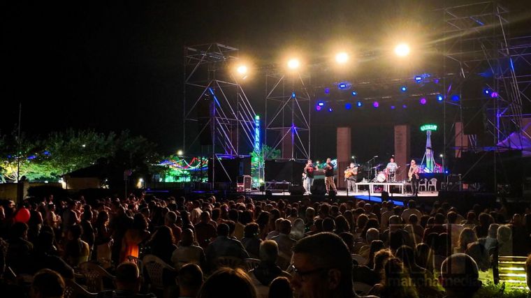 Más de 1.000 entradas vendidas en el Tributo a Estopa en Campo de Criptana a beneficio de Cáritas Parroquial 